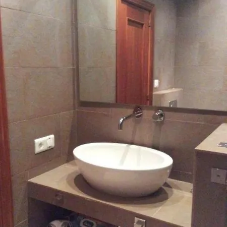 Prado 埃斯特波纳